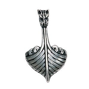 Dragon head boat charm for safety on journey